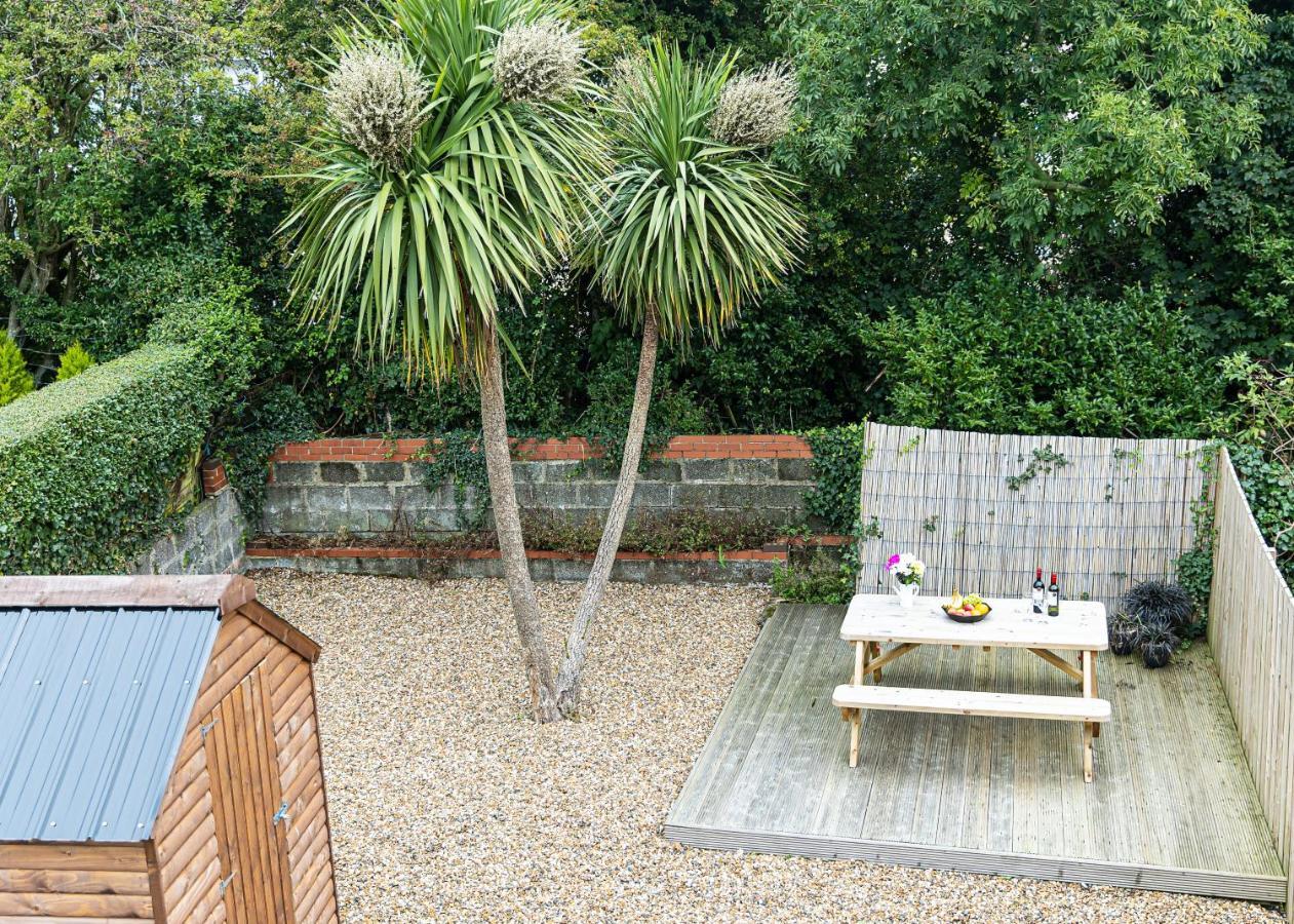 Entire Family Home , Large Rear Garden And Free Parking Belfast Exterior foto